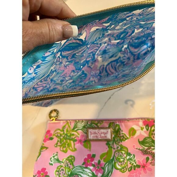 2 Lilly Pulitzer Cosmetic and Traveling Pouch Blue Pink - Picture 4 of 10